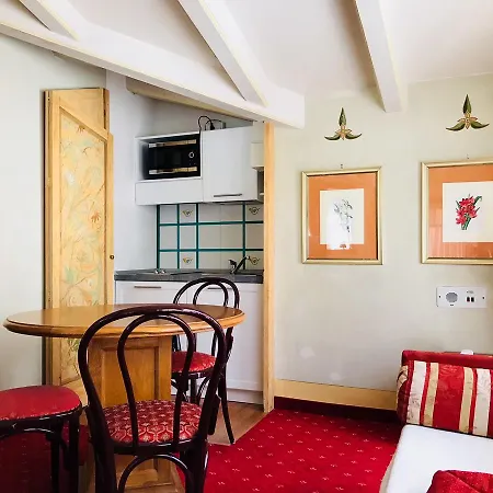 Posta R.t.a. Hotel Madonna